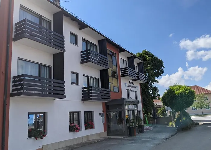 Akzent Landgasthof Murrer שטראובינג